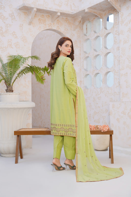 Khushboo – A Fragrance of Grace & Elegance