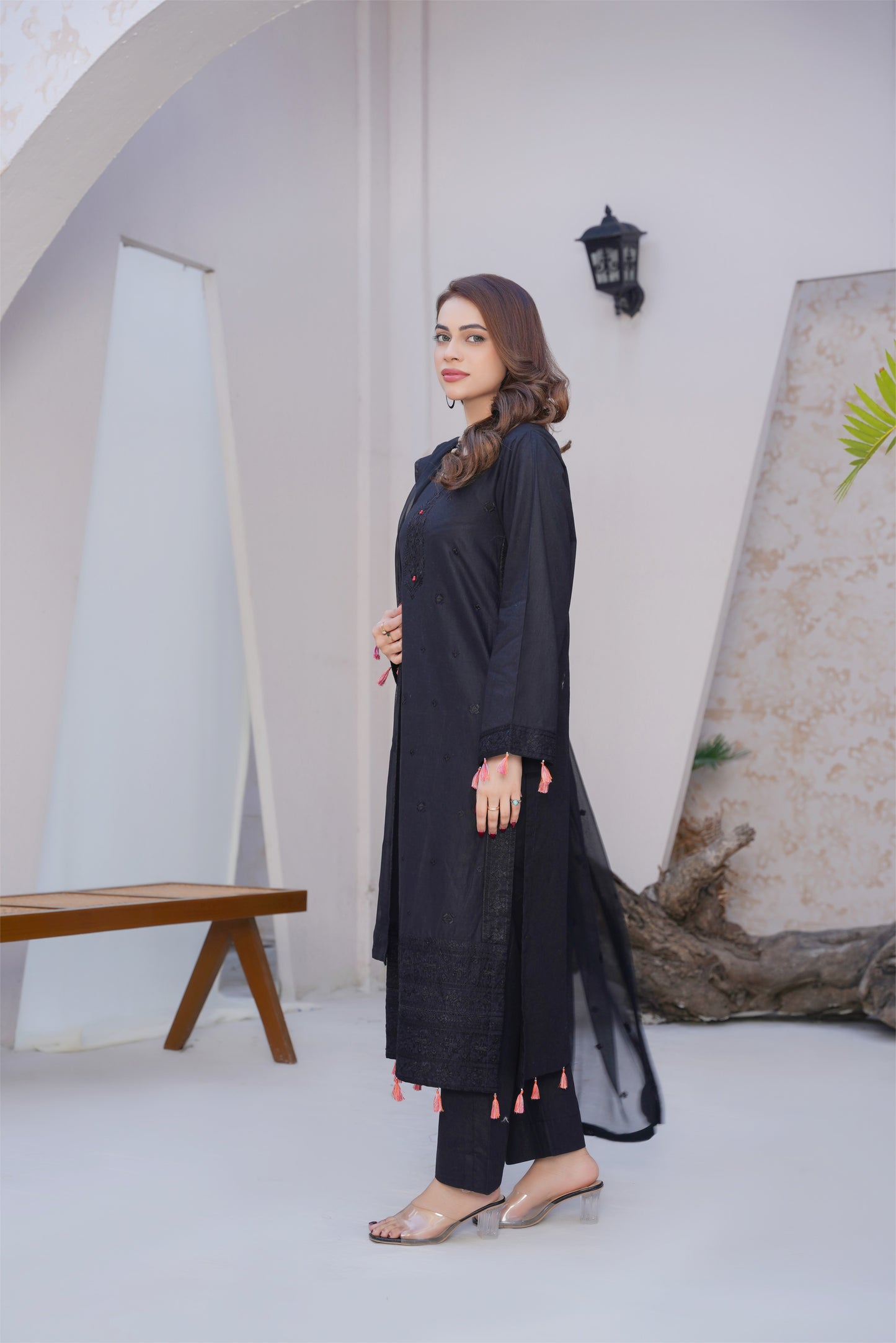 Nayaab – A Breath of Summer Elegance